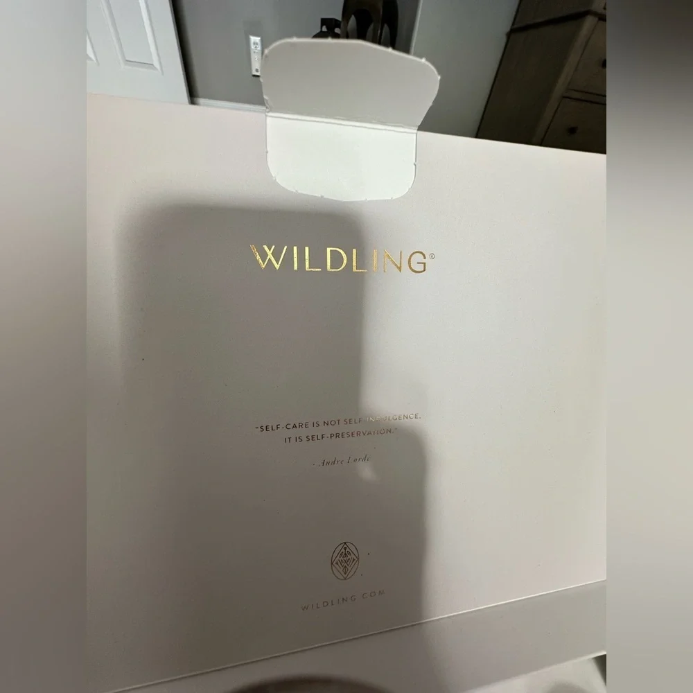 Wildling NWT Facial Cupping Lumin Collection